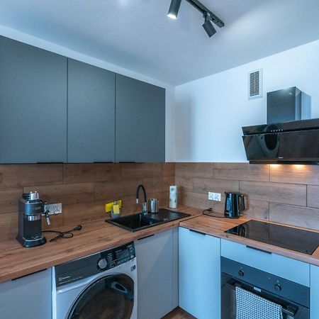 Verde Apartment Selfcheck-In 24H Breslavia Esterno foto